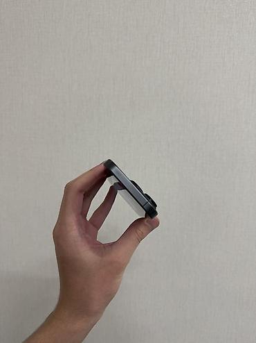 Apple iPhone: IPhone 15 Pro, Б/у, 128 ГБ, Черный, Защитное стекло, Чехол, 80 % — 5