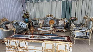Роскошный классический гарнитур мебели для гостиной и столовой в стиле