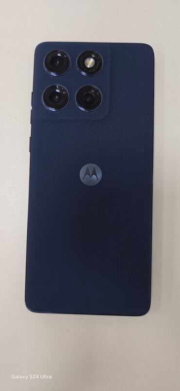 Samsung: Motorola Edge, 512 ГБ, цвет - Синий, Беспроводная зарядка