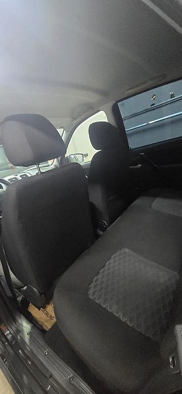 VAZ (LADA): Lada Granta sedan – qara rəng Xüsusiyyətlər: - Kuzov: 4 qapılı sedan — 4