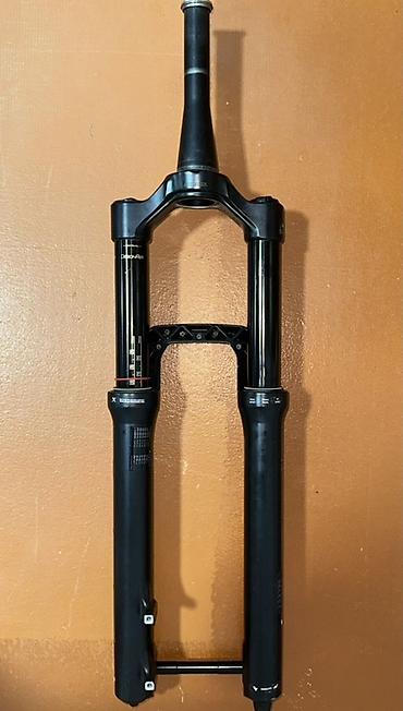 Велосипед тетиктери: В продаже вилка RockShox Zeb Select 29 с ходом 170mm под конусный шток — 2