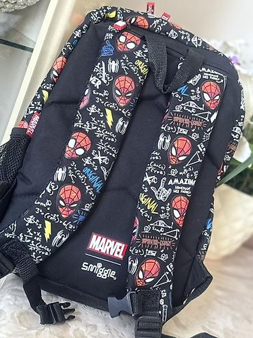 smiggle: Məhsul: Marvel x Smiggle Spider‑Man uşaq bel çantası - Rəsmi Marvel — 2