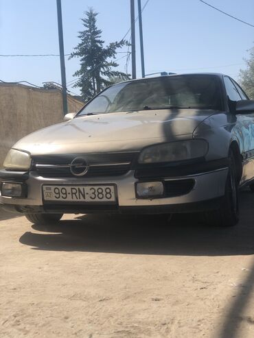 Opel: Opel Omega: 2.5 l | 1997 il 2000000 km Sedan