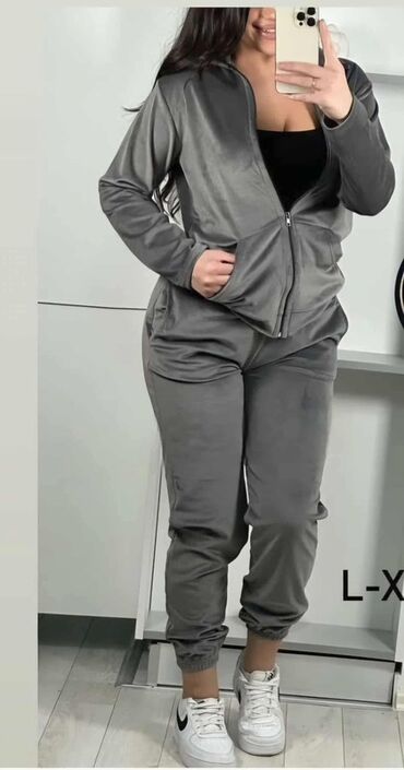 Gornji i donji deo: 💫Plisane trenerice cotex vrhunski plis vel L xl xxl 3xl 
👈3500din — 10