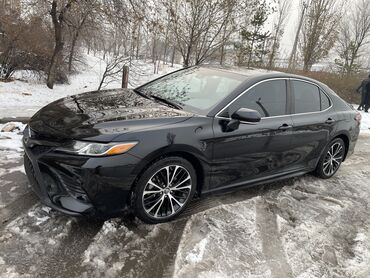 свет чёрный: Toyota Camry: 2018 г., 2.5 л, Автомат, Бензин, Седан