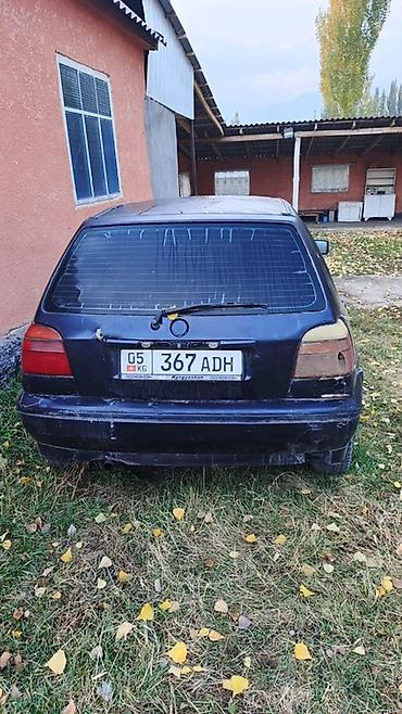1987: Volkswagen Golf: 1993 г., Хэтчбэк — 4
