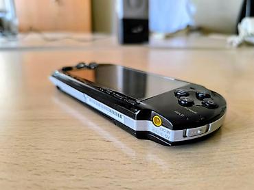 PSP (Sony PlayStation Portable): Sony Playstation Portable PSP 3001 Na prodaju PSP 3001 model u — 3