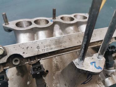 Auto delovi: Usisna grana sa diznama Lada 21214 Niva br.2. Polovno, očuvano — 9