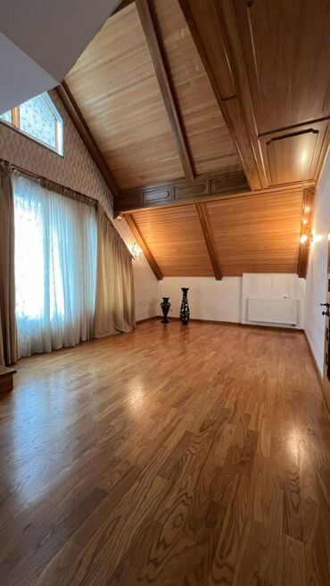 Продажа квартир: 527 м², 10 комнат, Старый ремонт С мебелью