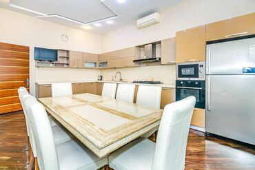 Uzunmüddətli kirayə evlər: 600 kv. m, 7 otaqlı -da lalafo.az — 11 Uzunmüddətli kirayə evlər: 600 kv. m, 7 otaqlı — 11