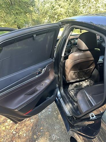 Продажа авто: Hyundai Grandeur: 2019 г., 2.4 л, Автомат, Бензин, Седан — 7