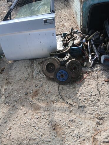 Digər avtomobil ehtiyat hissələri: VAZ üçün ehtiyat hissələri və kuzov detalları - Gümüş rəngli ön və — 11