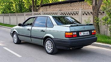 ручной газ: Volkswagen Passat: 1989 г., 1.8 л, Механика, Газ, Седан — 2
