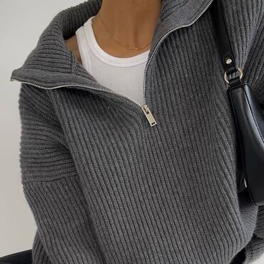 свитер с орнаментом: Женский свитер, С молнией на воротнике, Короткая модель