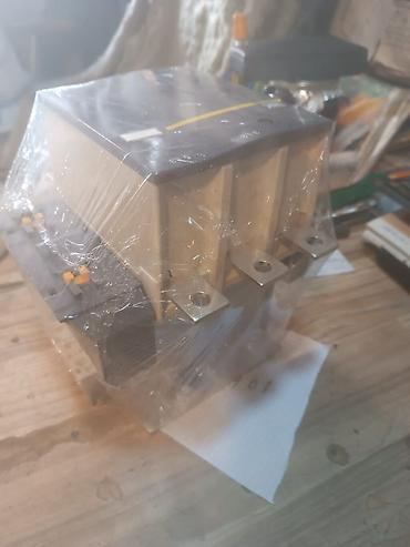 Generatorlar: 1600A avtomat 1100 manat, 1250A — 12