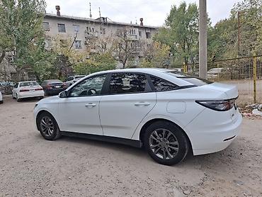 вельтмейстер x5: Weltmeister E5, 2022 г., 27300 км — 2