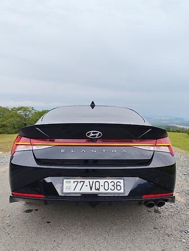 Hyundai: Hyundai Elantra: 1.6 l | 2023 il Sedan — 6