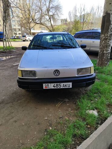 фольксваген пассат: Volkswagen Passat: 1990 г., 1.8 л, Механика, Бензин, Универсал