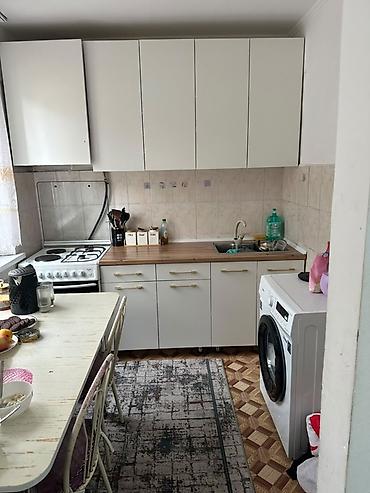 1комнат квартиры: 2 комнаты, 43 м², 104 серия, 1 этаж, Косметический ремонт — 9