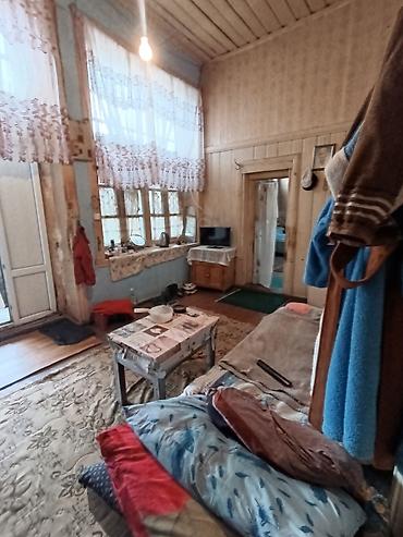 daşkəsən: Satılır: qədim üslublu həyət evi Xüsusiyyətlər: - 1 mərtəbə, hündür — 5
