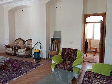 Квартиры: Баку, 3 комнаты, Вторичка, м. Сахиль, 120 м² — 3
