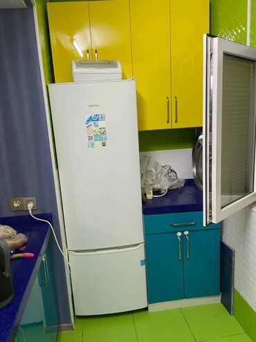 Uzunmüddətli kirayə mənzillər: Neftcilər metrosu yanında mənzil kirayə verilir. Mərtəbə 5/3. Ümumi — 2