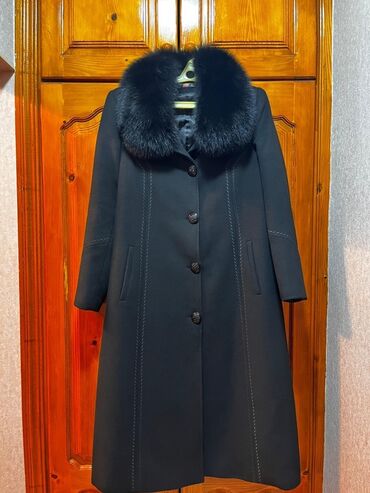 Kardiqanlar, jaketlər: Palto, 3XL (EU 46), rəng - Qara