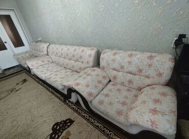 реставрация мебель: Прямой диван, цвет - Бежевый, Б/у