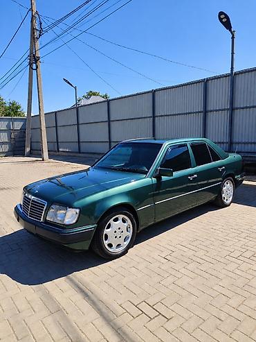 Mercedes-Benz E-Class: 1994 г., 2.2 л, Механика, Бензин, Седан at lalafo.kg Mercedes-Benz E-Class: 1994 г., 2.2 л, Механика, Бензин, Седан