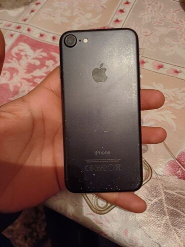 iphone 5s black: IPhone 7, 32 GB, Qara