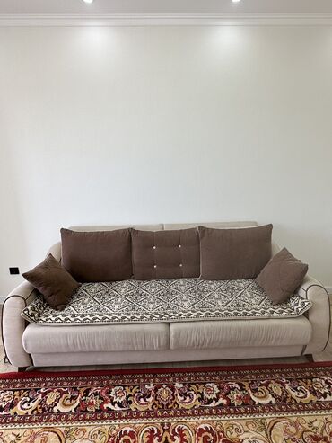 раскладной диван цена: Диван-кровать, цвет - Бежевый, Б/у
