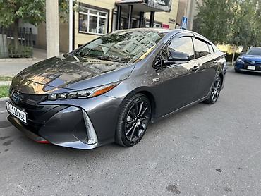 saf: Toyota Prius: 2018 г., 1.8 л, Автомат, Гибрид, Хэтчбэк — 3