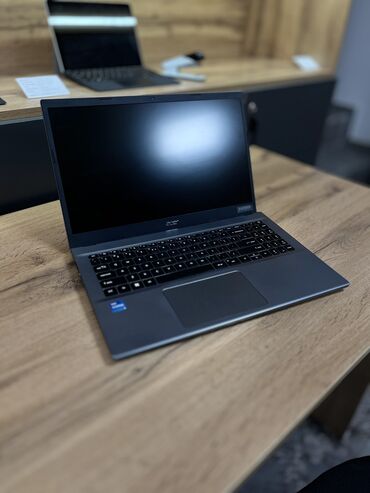 купить ноутбук: Ноутбук, Acer, 16 ГБ ОЗУ, Intel Core i5, 15.6 ", Б/у, Для несложных задач, память SSD