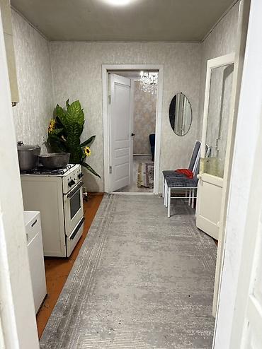 Продажа коттеджей и домов: 🏡 Продаётся жилой дом с хозяйственным двором 📍 Участок — 10 соток 💧 — 9