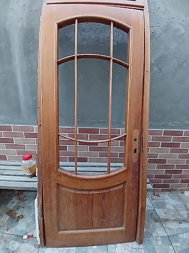 qapı paneli: Taxta giriş qapısı – şüşə üçün bölməli - Material: təbii ağac — 1