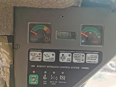mini yer sumlayan: Bobcat S175.
İş saatı -2843.5 — 8