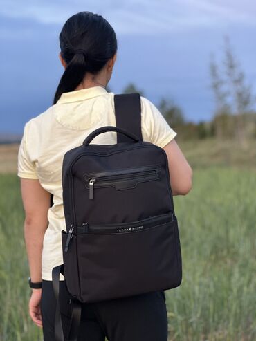 Спортивные сумки: СУМКИ И РЮКЗАКИ. Новые! 1500 сом. Качество отличное. Подходит и для — 8