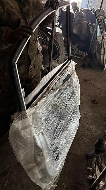 Двери и комплектующие: Дверь Комплект Toyota, Б/у, Оригинал — 20