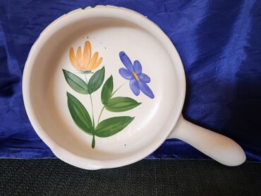 Tiganji: Grncarska nova francuska posuda,rucno oslikana pa glazirana 80te — 7