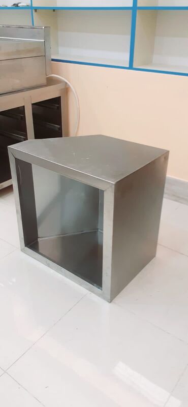 Konteynerlər: Havalandirma zontu 70×70 AISI 304 material 150 Azn. Yenidir. Unvan