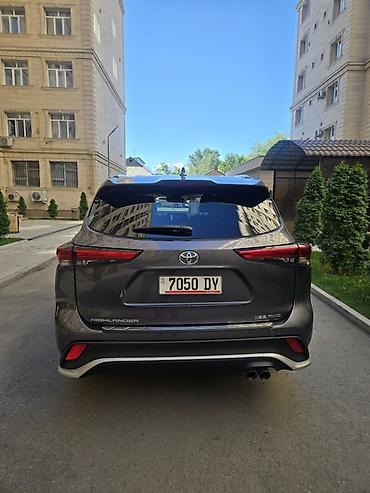 4wd 20132020: Toyota Highlander: 2023 г., 2.4 л, Автомат, Бензин, Кроссовер — 10
