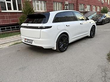 wuling mini ev: Lixiang L7: 2023 г., 1.5 л, Автомат, Гибрид, Кроссовер — 8
