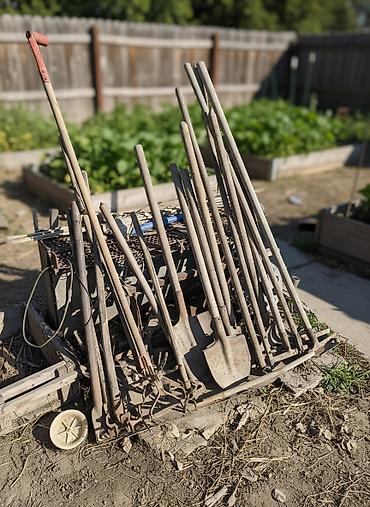 Другие садовые инструменты и инвентарь: Другие садовые инструменты и инвентарь — 1