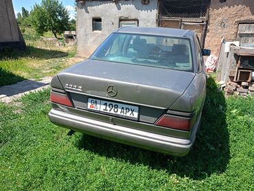 мазда цена: Mercedes-Benz CL 200: 1986 г., 2 л, Механика, Дизель, Хэтчбэк
