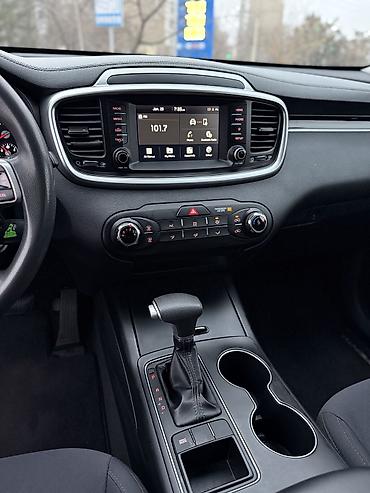 Kia: Kia Sorento: 2019 г., 2.4 л, Бензин, Кроссовер — 11