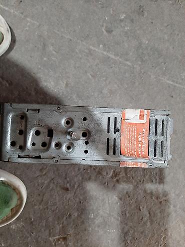 Магнитолы: Автомагнитола Pioneer DEH-6** (линейка DEH; модель на лицевой панели — — 6