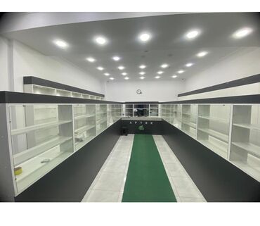 Ofis masaları: Aptek Vitrini 14.35 pagonmetrs 2x 5.50m 1x 3.35m Hundurluk 1.90m En