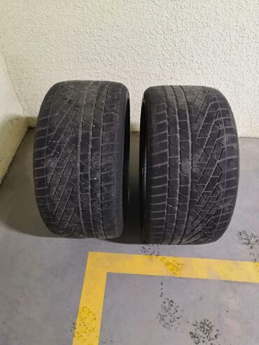 зимние ризины: Шины 305 / 35 / R 20, Зима, Б/у, Пара, Легковые, Италия, Pirelli