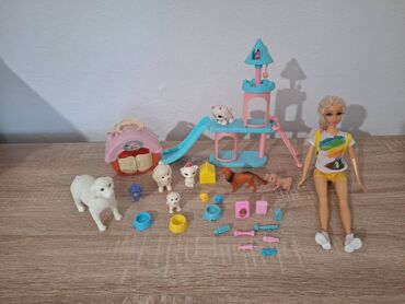 Igračke: Kao nova Barbika dreser pasa i mački sa igralištem kućni ljubimci na lalafo.rs — 1 Igračke: Kao nova Barbika dreser pasa i mački sa igralištem kućni ljubimci — 1