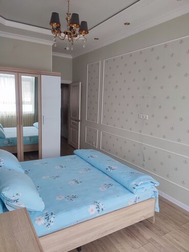 Посуточная аренда квартир: 2 комнаты, Душевая кабина, Постельное белье, Кондиционер — 3